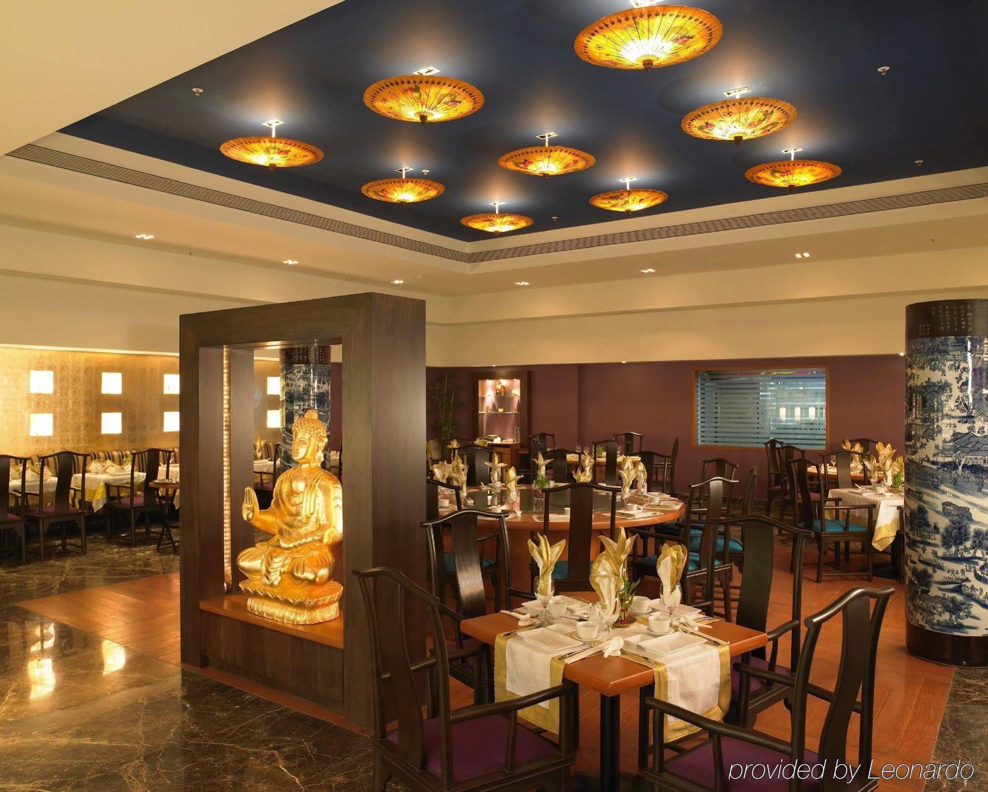 Royal Orchid Central Jaipur, Bani Park Restaurant foto